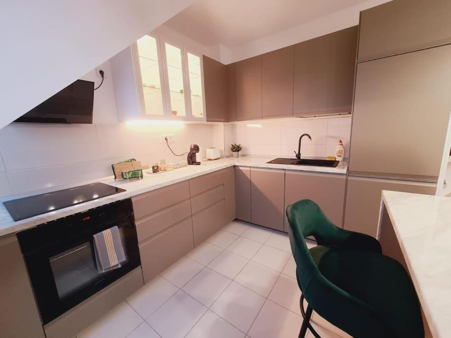 Bucharest Central B Apartment ภายนอก รูปภาพ